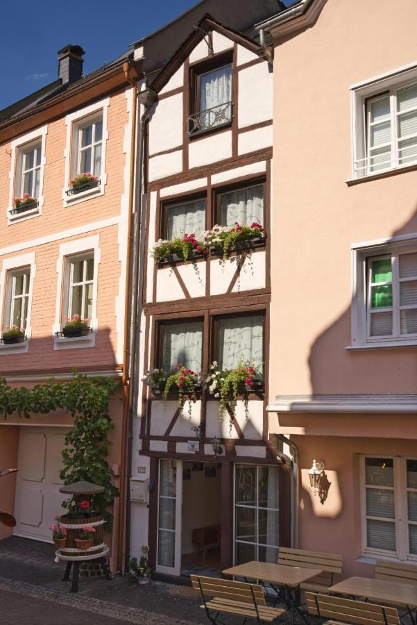 Вилла Mosel Roeschen Бернкастель-Кюс Экстерьер фото